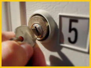 Expert Locksmith Store Indianapolis, IN 317-810-0322 - 23-9